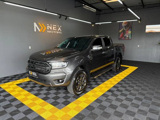 FORD RANGER 3.2 XLT 4X4 CD 20V DIESEL 4P AUTOMÁTICO
